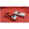 Image 1 : 2 1:24 scale die cast cars