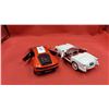 Image 2 : 2 1:24 scale die cast cars