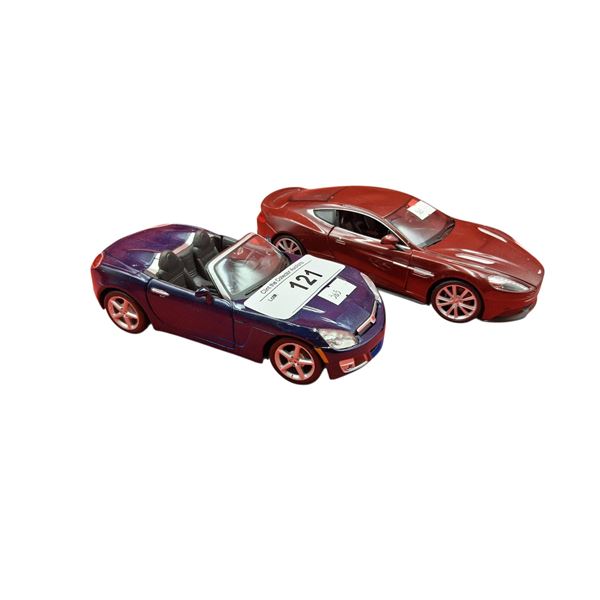 2 1:24 scale die cast cars