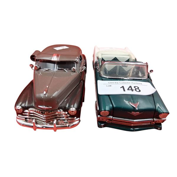 2 collectable die cast cars 1:24 scale