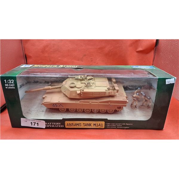 NIB 1:32 scale die cast battery operated Abrams Tank M1A1