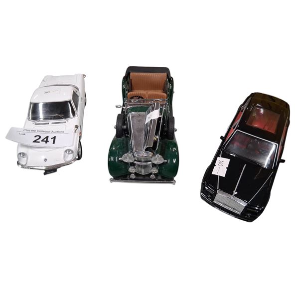 3 1:24 scale die cast cars