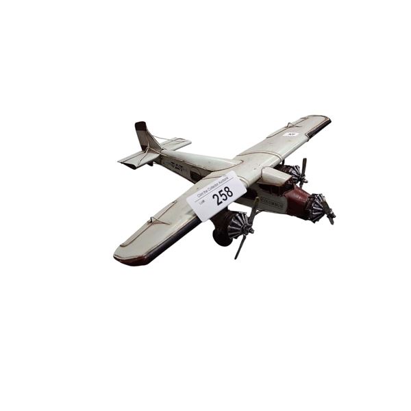 Metal airplane model 13" wingspan
