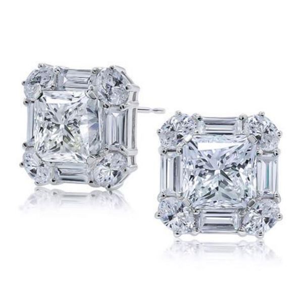 Stunning Princess Diamond Earstuds
