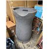 Image 1 : Water barrel