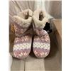 Image 1 : Slipper size 9–10