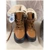 Image 1 : Boots size 6