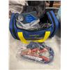 Image 1 : Roadside car care kit