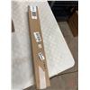 Image 1 : 2 ft LED tube