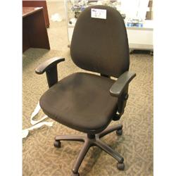Black Mult Lever Task Chair