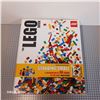 Image 1 : New - The LEGO Book and Standing Small, 2 Volume Set in Slipcase - Item No: DKbookSet Lego