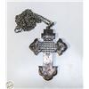 Image 1 : SILVER TONE JEWELED CROSS PENDANT NECKLACE