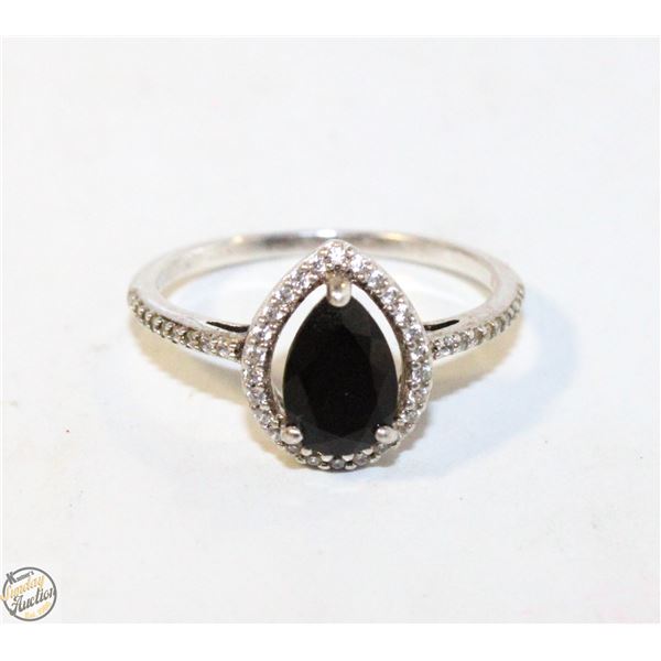 2.5G STERLIG SILVER STAMP JEWELED BLACK TEARDROP