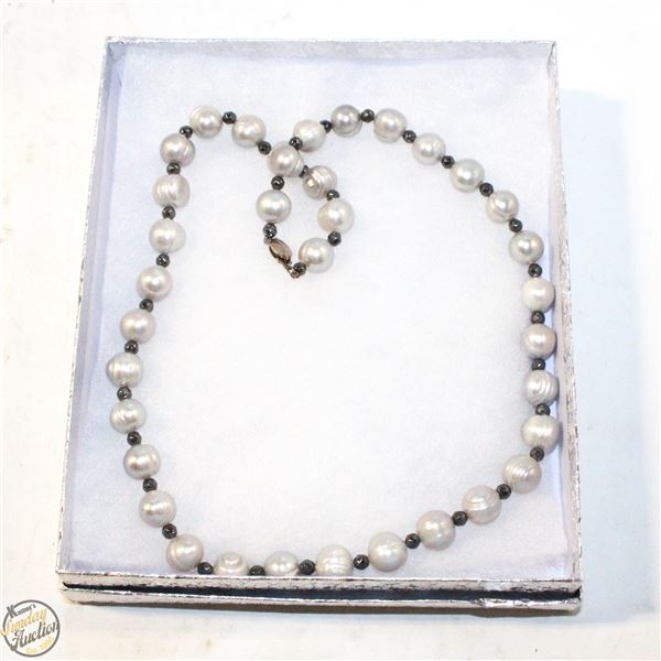 VINTAGE 18" GREY PEARL NECKLACE