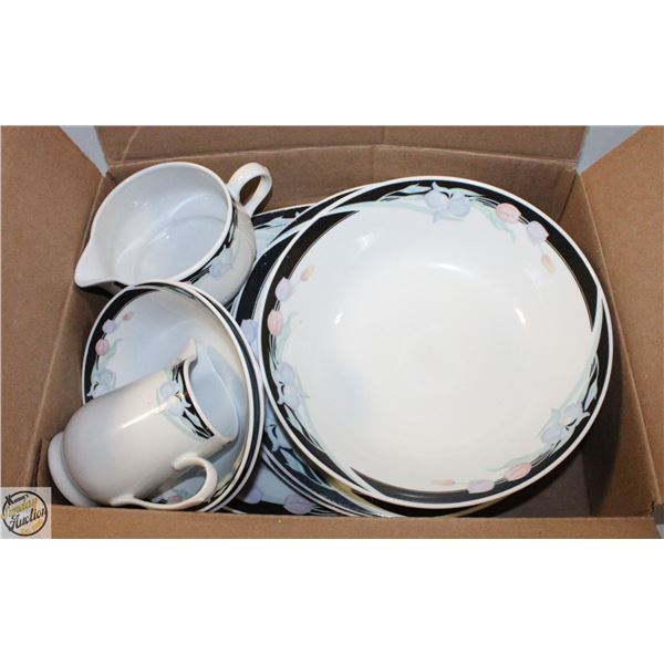 CARVEL BY EXCEL DINNERWARE