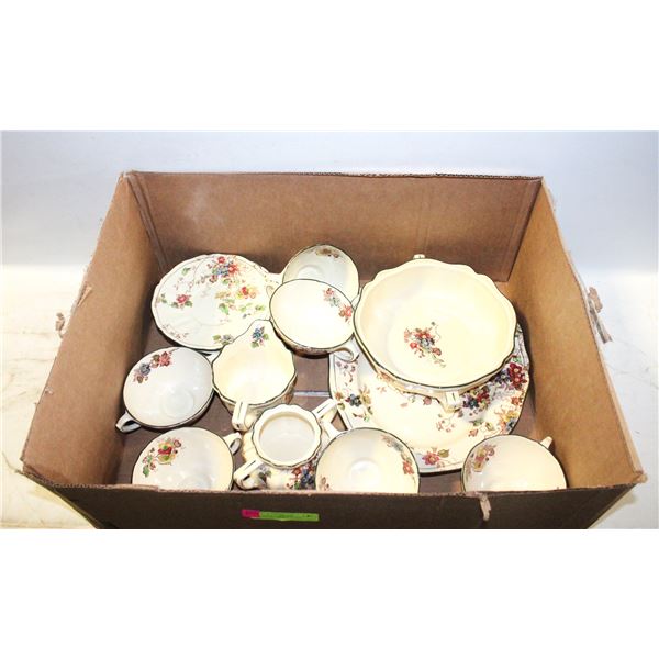 16 PIECES VINTAGE ROYAL DOULTON – KEW