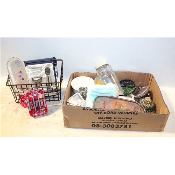 3 COCA COLA LIPSMAKERS IN TIN CASE AND MORE