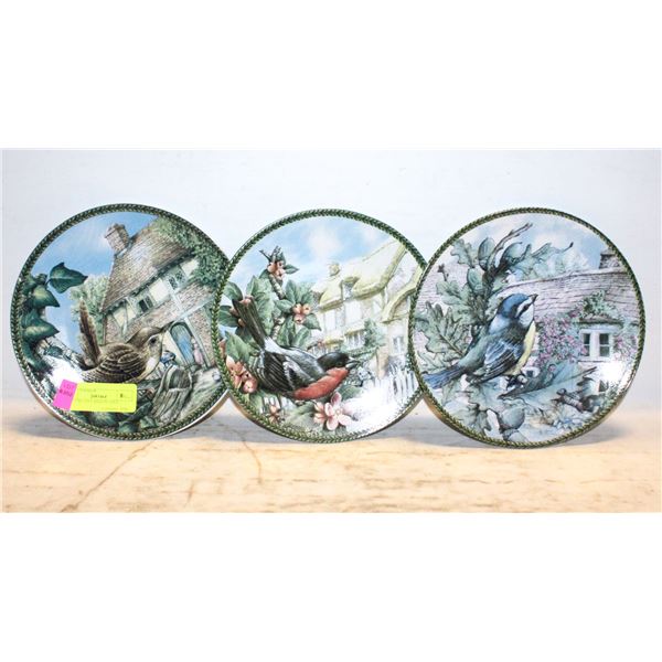 3 DECORATIVE BIRD PLATES