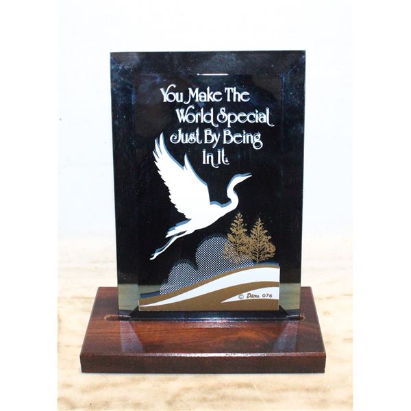 DACRA GLASS DISPLAY FRAME 4 X 6 LOONE