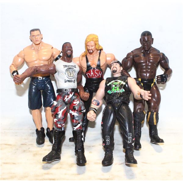 LOT OF WWE WRESTLING FIGURES