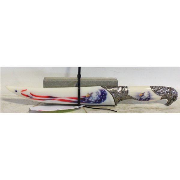 NEW SHARP STONE EAGLE KNIFE IN CASE