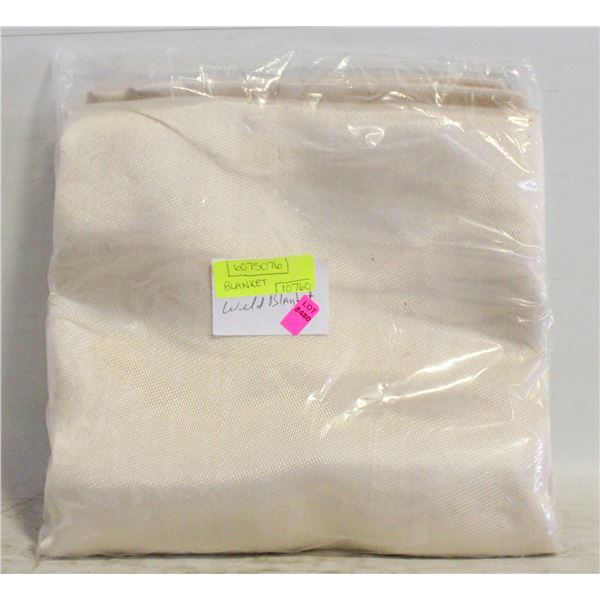 NEW 4' X 6' 1000 DEGREE WELDING BLANKET