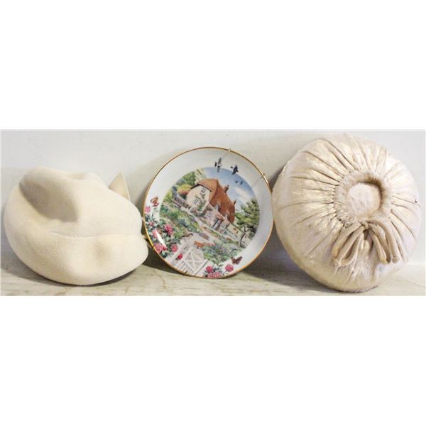 PAIR OF VINTAGE LADIES HATS INCLUDING ANITA