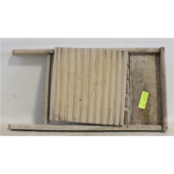 ANTIQUE WOOD WASHBOARD-ESTATE