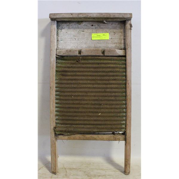 ANTIQUE WOOD & METAL WASHBOARD-ESTATE