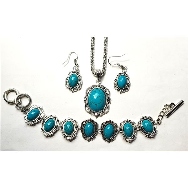 11)  SUITE OF NATURAL TURQUOISE JEWELERY,