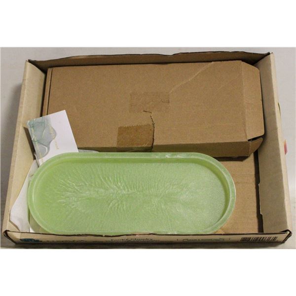 GREEN OVAL DECORATIVE TRAY HAND CRAFTED