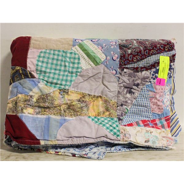 VINTAGE PATCHWORK QUILT