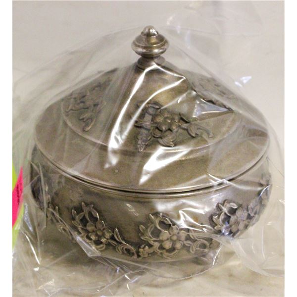 VINTAGE SILVER PLATE TRINKET DISH/ SUGAR DISH