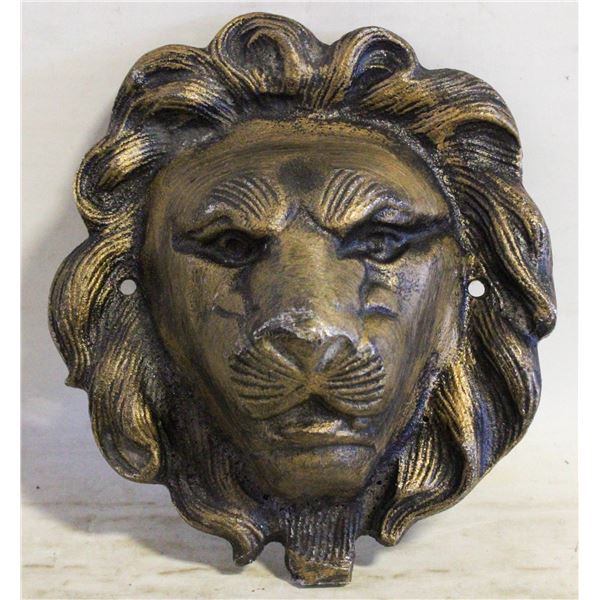 BRASS STYLE LIONS HEAD WALL HANGING
