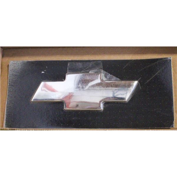 BOLT ON CHEV EMBLEM 99-UP CHEV SILVERADO