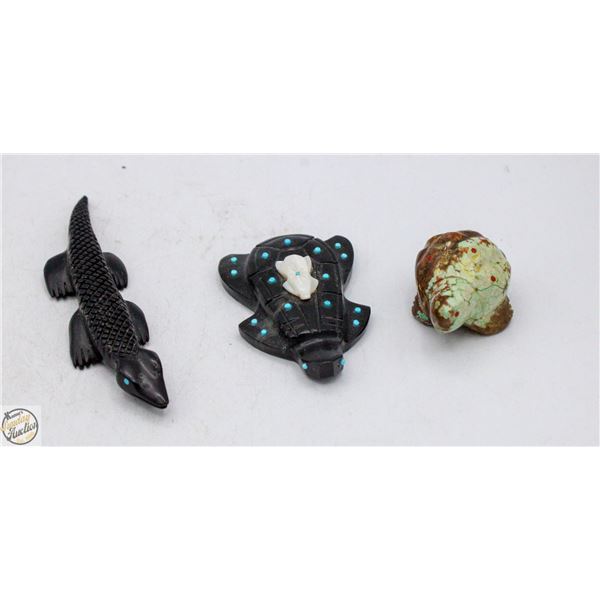HAND CARVED TURTLES  ZUNI WITH CROCODILE