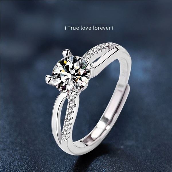 1 CT GRA CERTIFIED ROUND BRILLIANT MOISSANITE