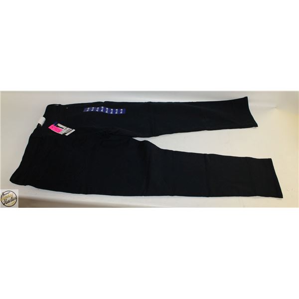 BANANA REPUBLIC 36 X 30 BLACK JEANS