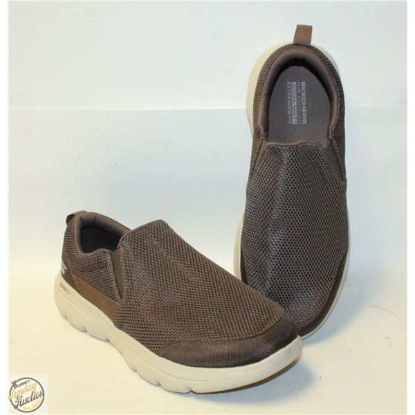 SKECHERS ULTRA GO GOGA MAT US 12.5