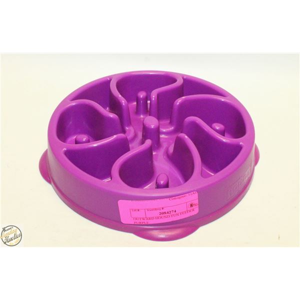 OUTWARD HOUND FUN FEEDER PURPLE