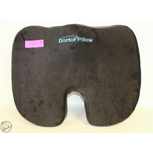 DOCTOR PILLOW