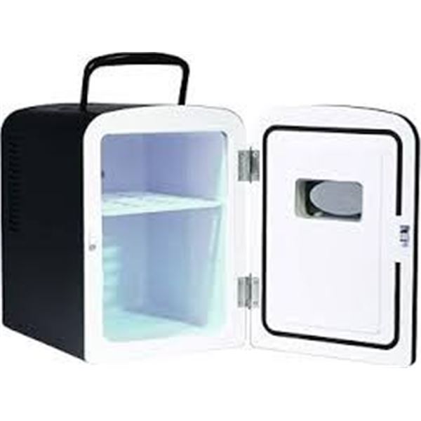 NEW RCA MINI COOLER 7.1 X 9.9 X 10.6"