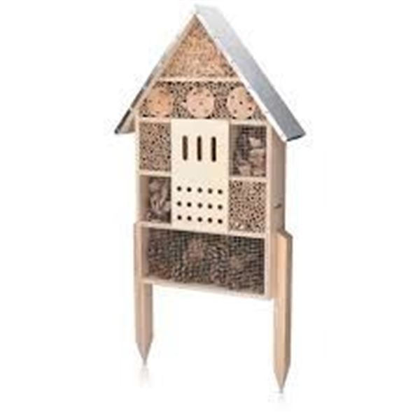 NEW NAVARIS INSECT HOTEL WITH STAKES 57CM