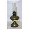 Image 1 : ANTIQUE METAL COAL OIL LAMP-ESTATE