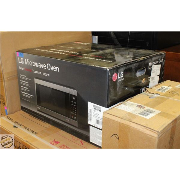 NEW IN BOX  LG MICROWAVE OVEN