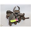 Image 1 : ANTIQUE ROLLER SKATES-ESTATE