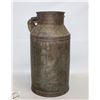 Image 1 : ANTIQUE 4 GALLON METAL CREAM CAN-ESTATE