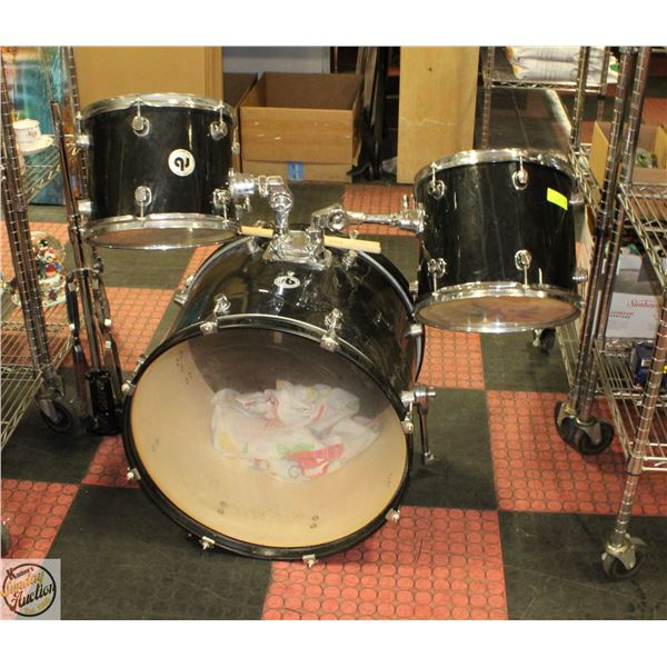 ESTATE VINTAGE DRUM SET-ESTATE