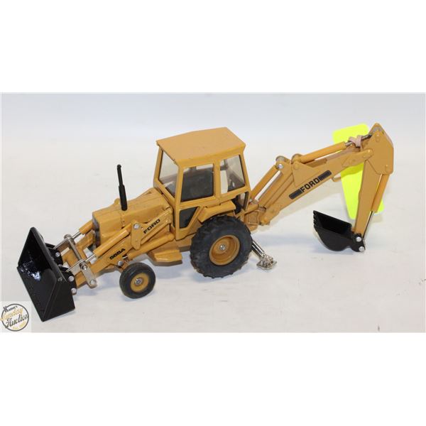 ERTL FORD 555A METAL DIECAST REPLICA