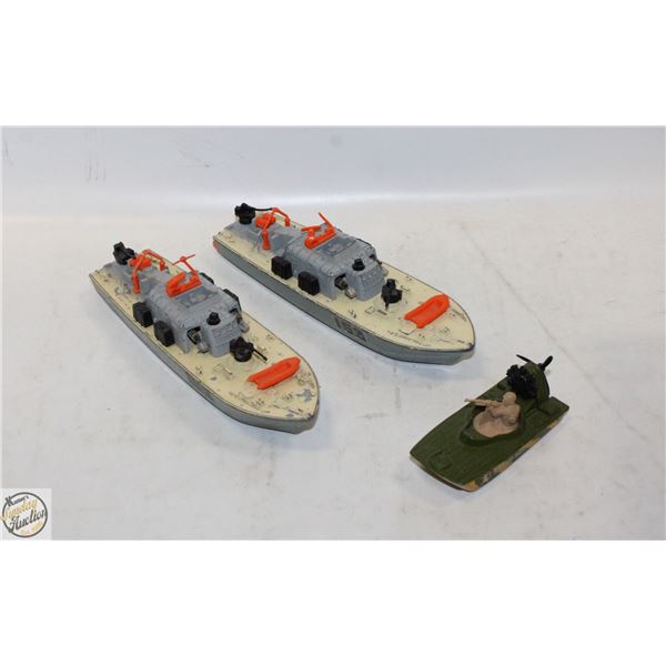 2 DINKY TOYS MOTOR PATROL BOATS 675 AIR
